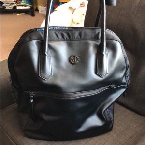 Happy hatha hour - Lululemon